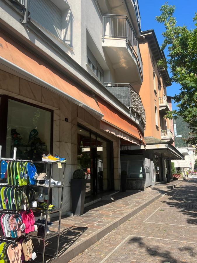 Da Emma E Carlo - Homy Apt. Tirano Dış mekan fotoğraf
